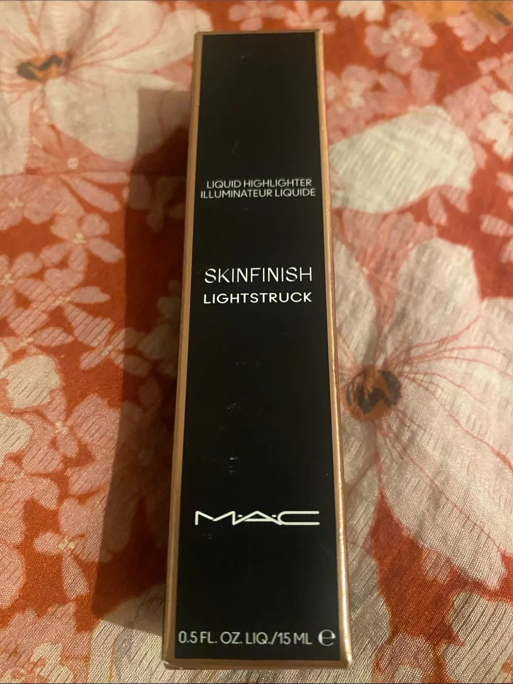 MAC Skinfinish Lightstruck Liquid Highlighter - Champagne Rose